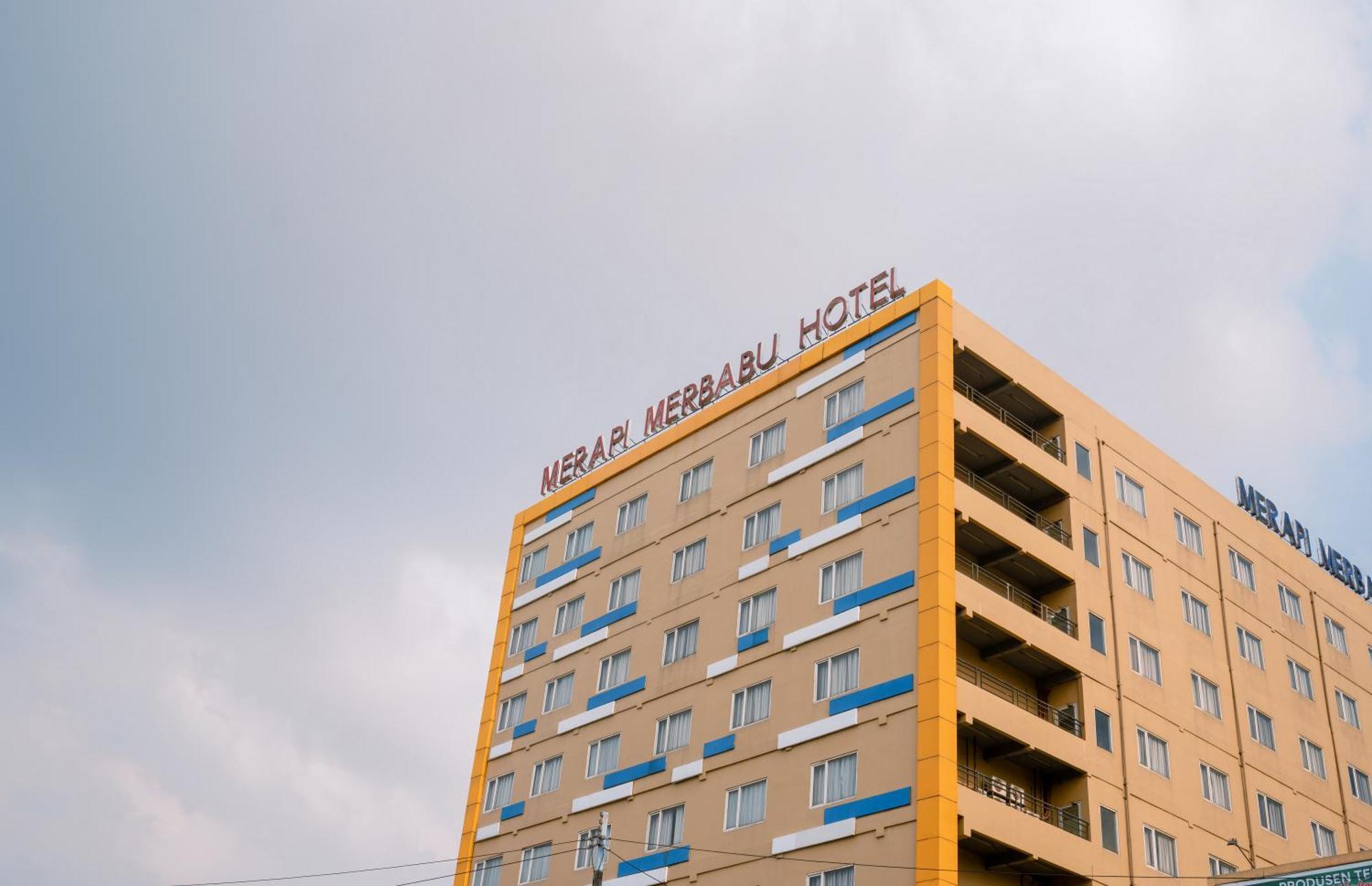 Merapi Merbabu Hotels Bekasi Exterior photo