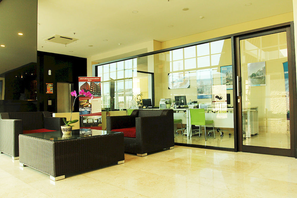 Merapi Merbabu Hotels Bekasi Exterior photo